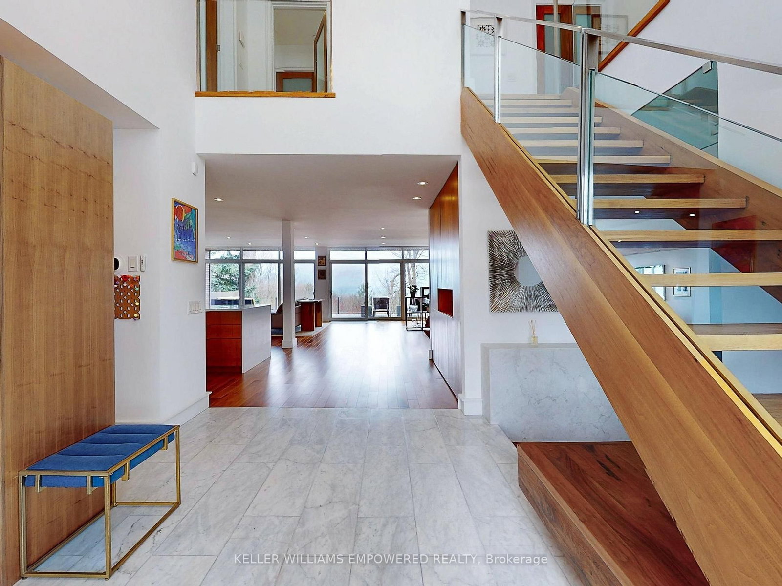 9 Fenwood Heights • Toronto, ON photo 7