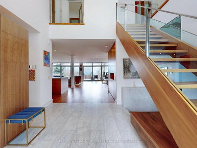 9 Fenwood Heights • Toronto, ON photo 7