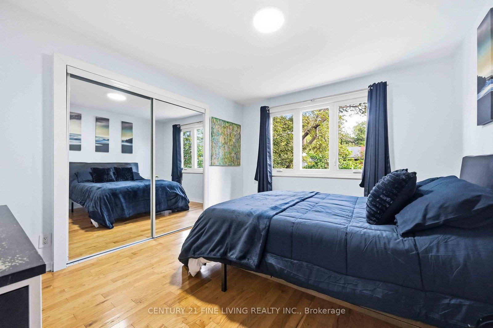294 Gainsborough Road • Toronto, ON photo 25