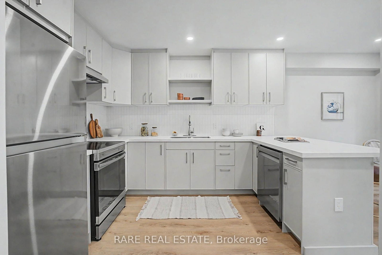 521 Hickory Street N • Whitby, ON photo 13