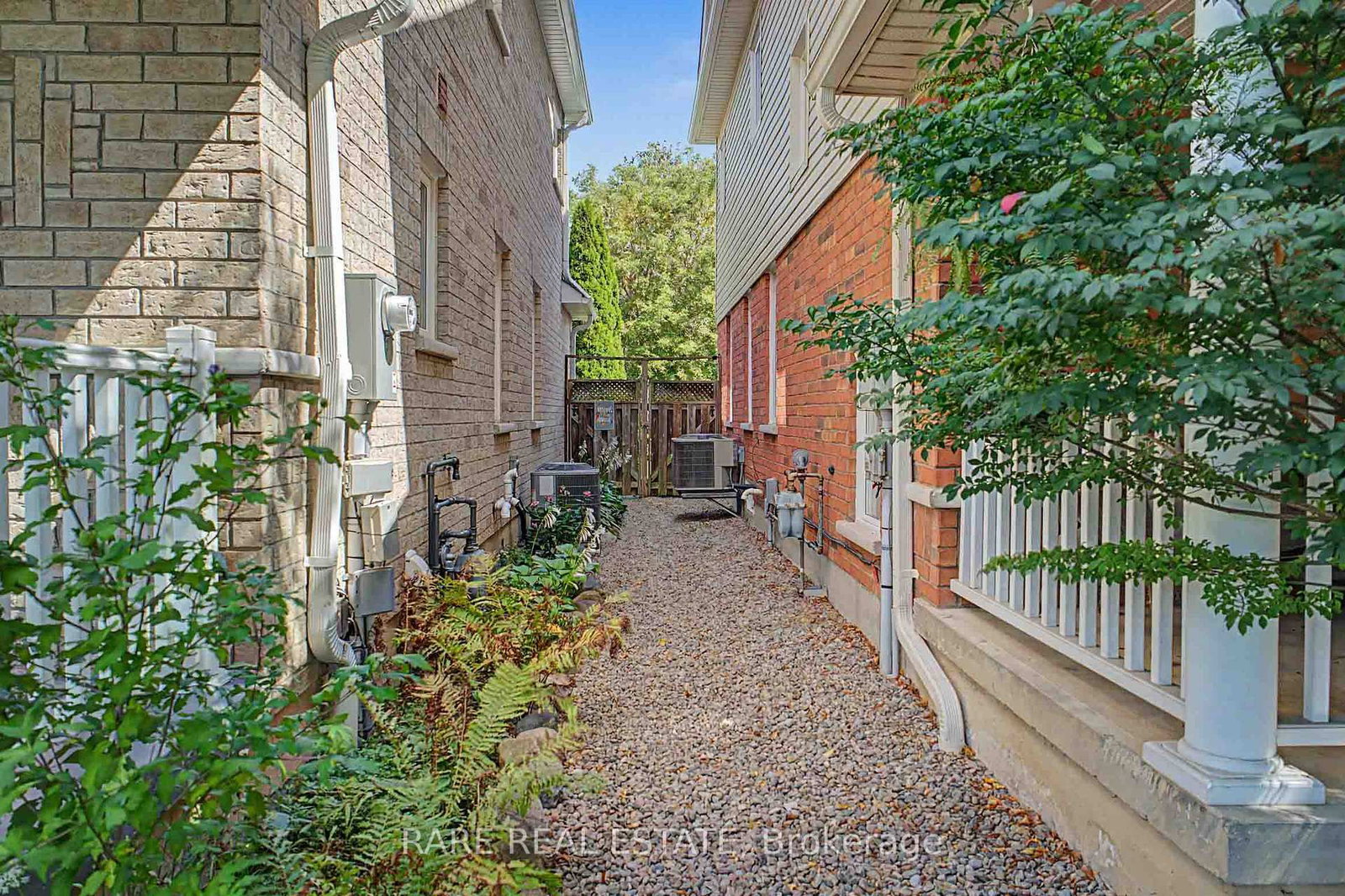 521 Hickory Street N • Whitby, ON photo 39