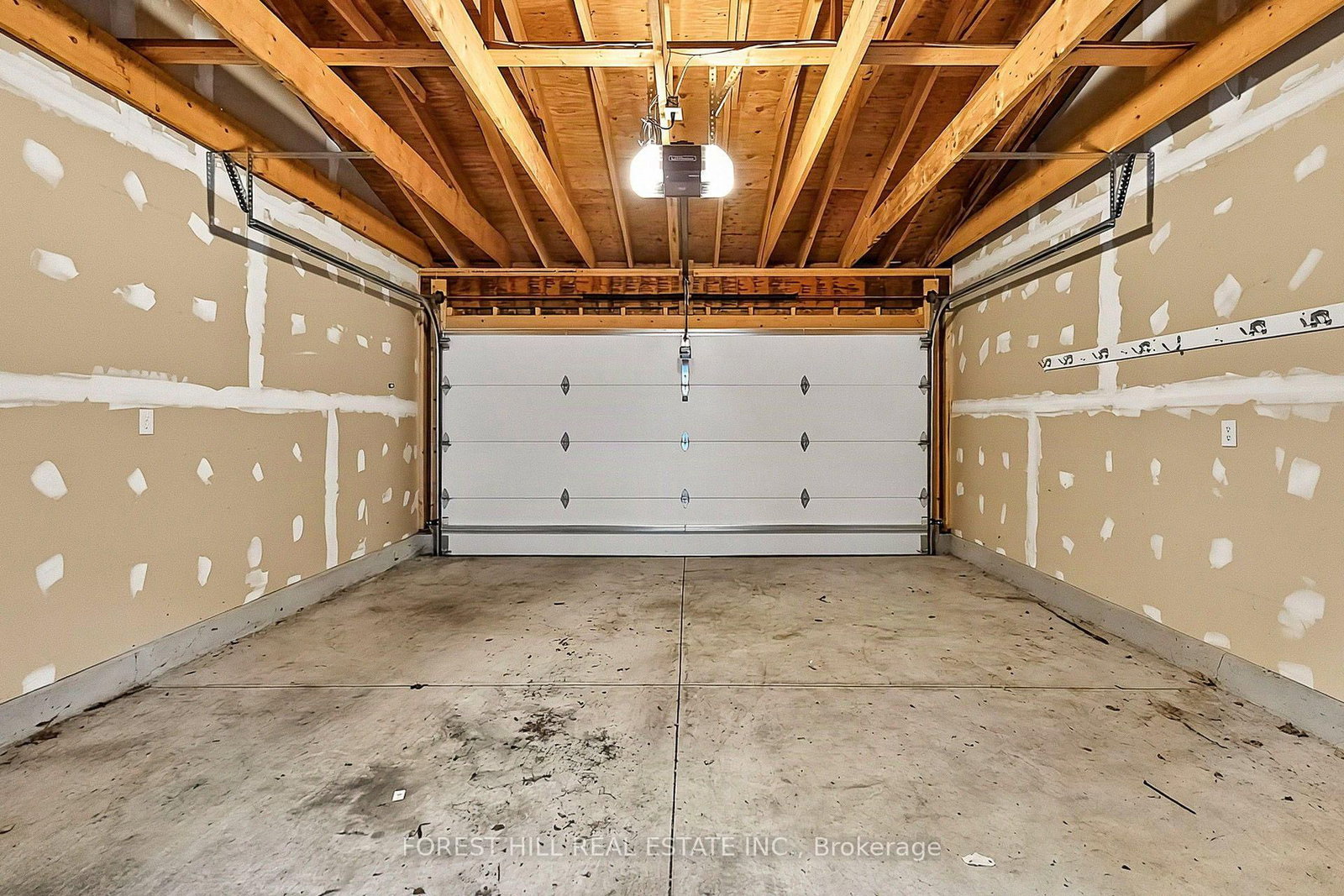 53 Langford Avenue • Toronto, ON photo 43