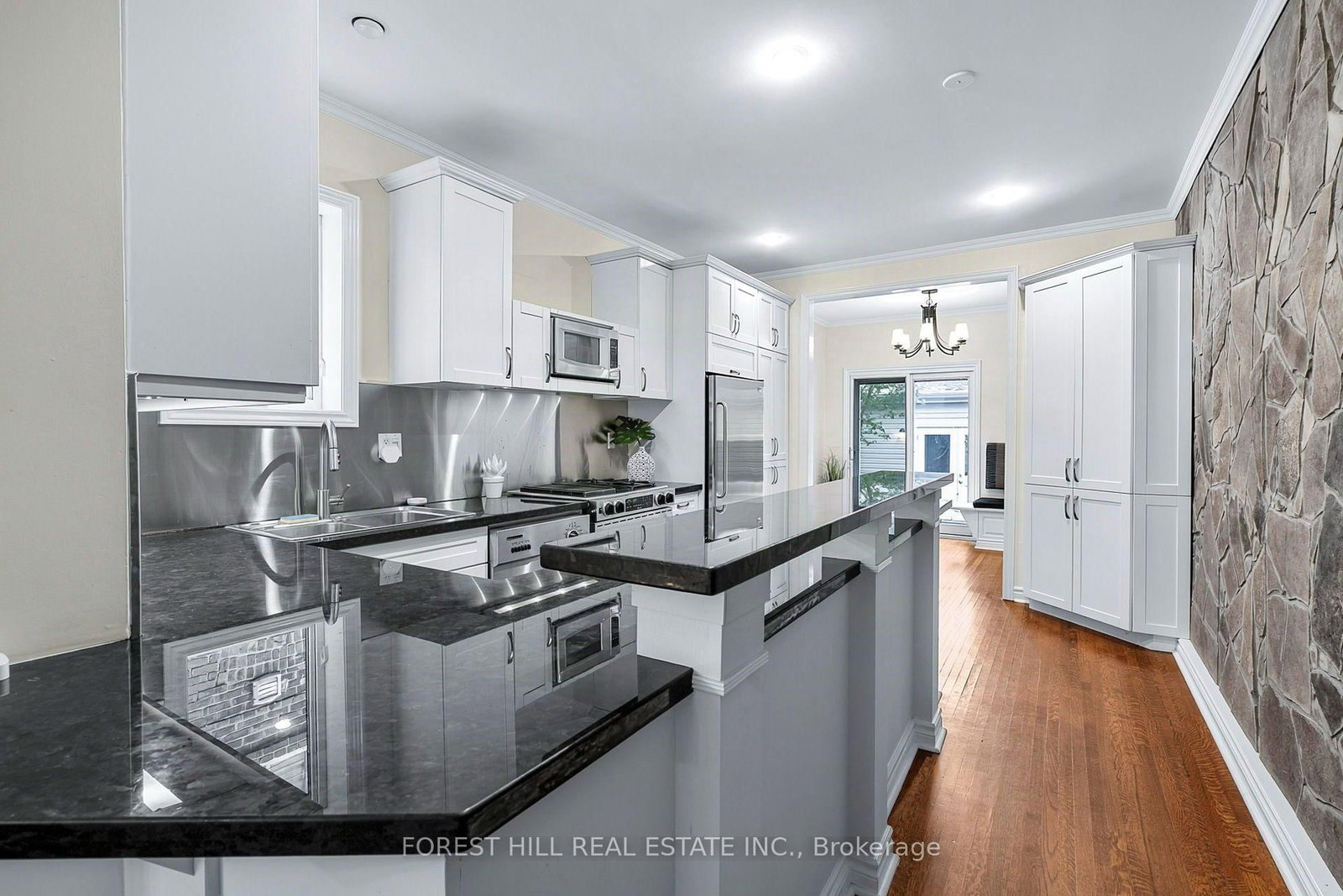 53 Langford Avenue • Toronto, ON photo 6