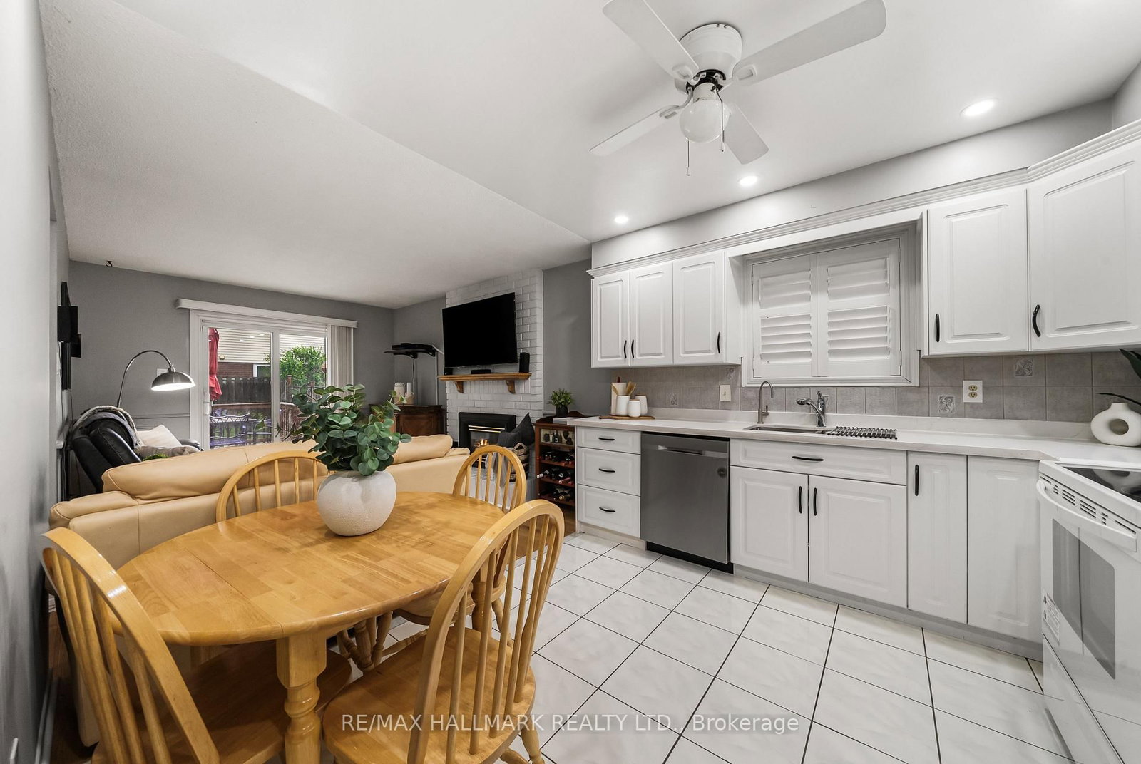 1322 Redwood Lane • Pickering, ON photo 18