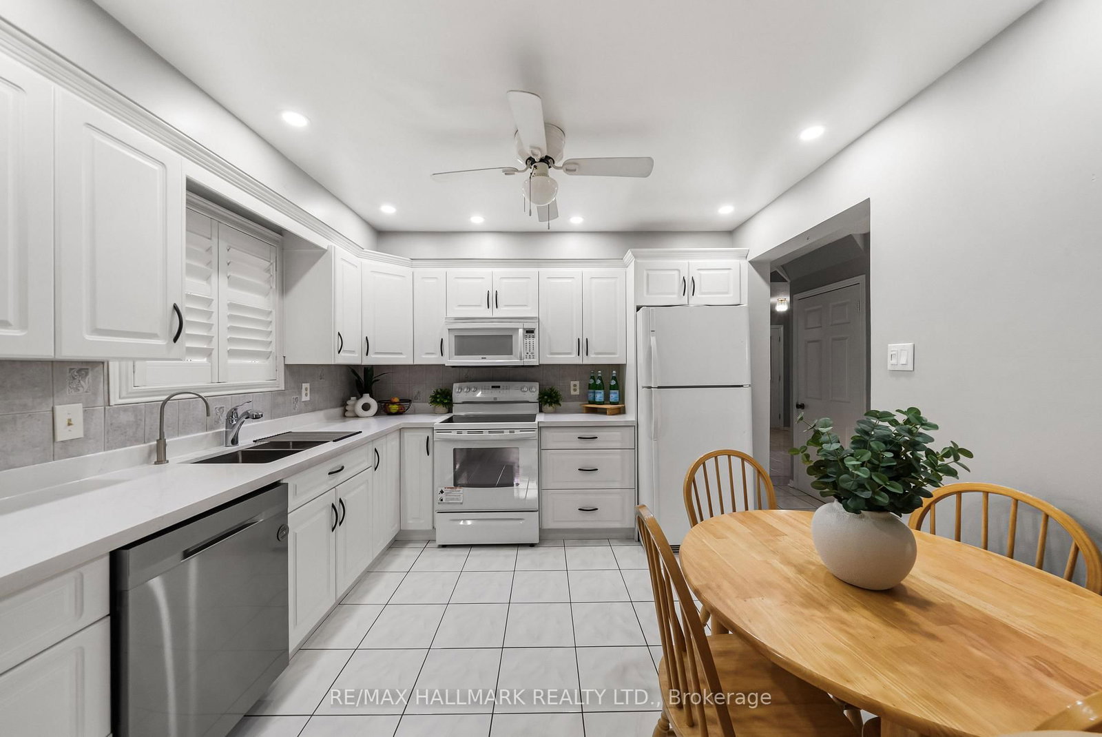 1322 Redwood Lane • Pickering, ON photo 21
