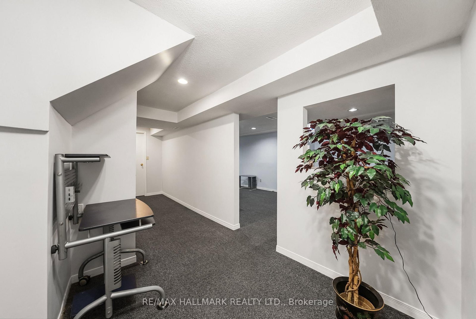 1322 Redwood Lane • Pickering, ON photo 33