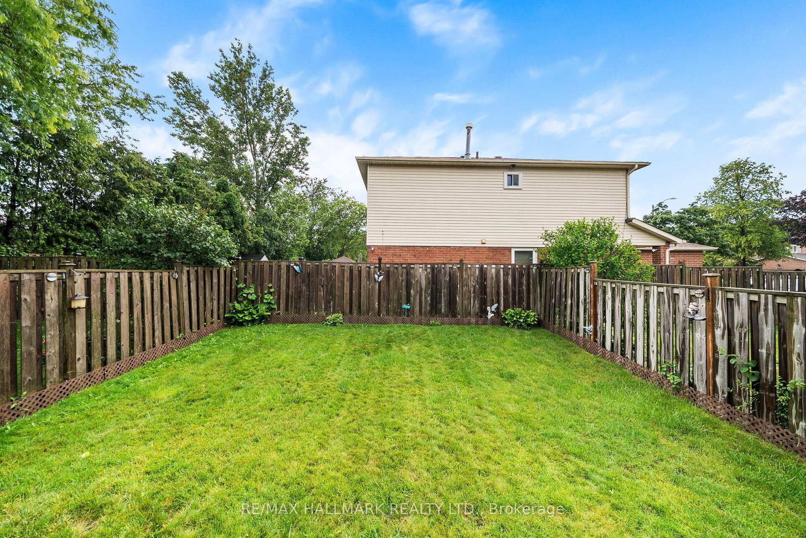 1322 Redwood Lane • Pickering, ON photo 42