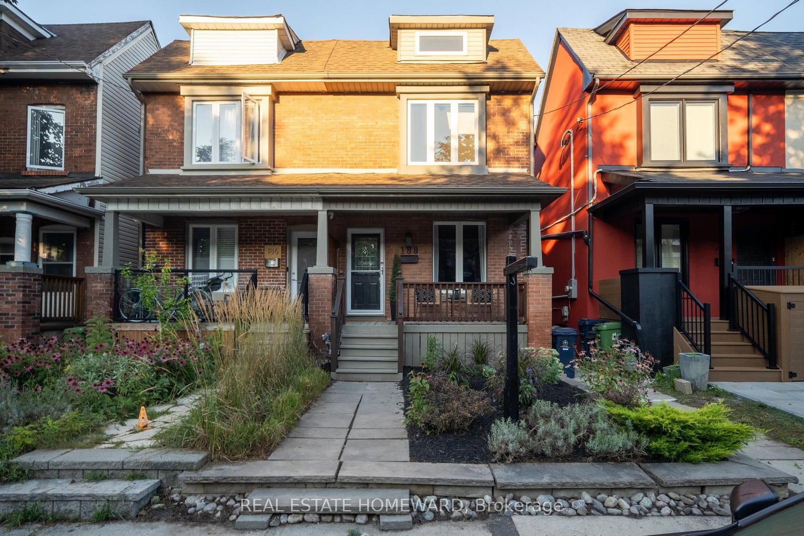 188 Hastings Avenue • Toronto, ON photo 2