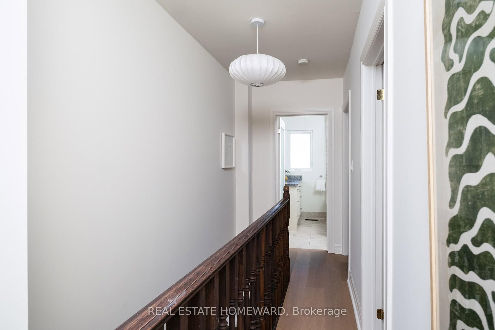 188 Hastings Avenue • Toronto, ON photo 25