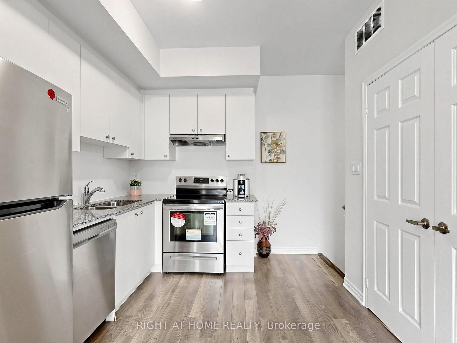 1081 Danforth Road • #129 • Toronto, ON photo 16