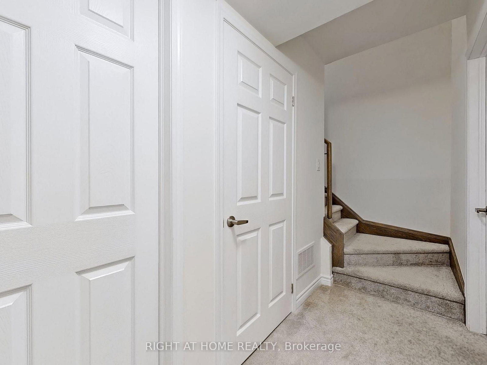 1081 Danforth Road • #129 • Toronto, ON photo 19