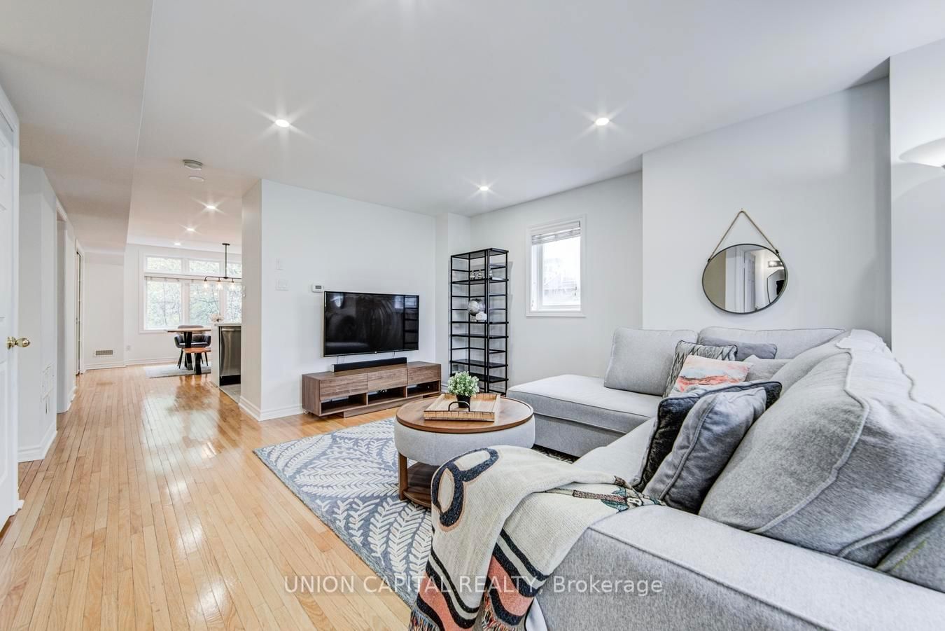 1 Bastedo Avenue • #8 • Toronto, ON photo 6