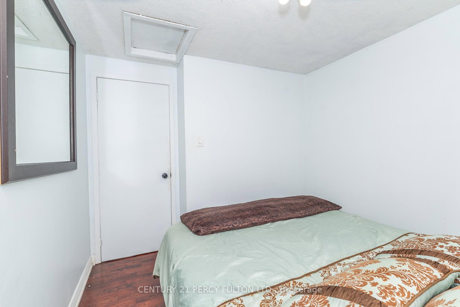 Pinecrest, Oshawa photo 24
