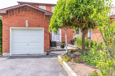 Pinecrest, Oshawa photo 3
