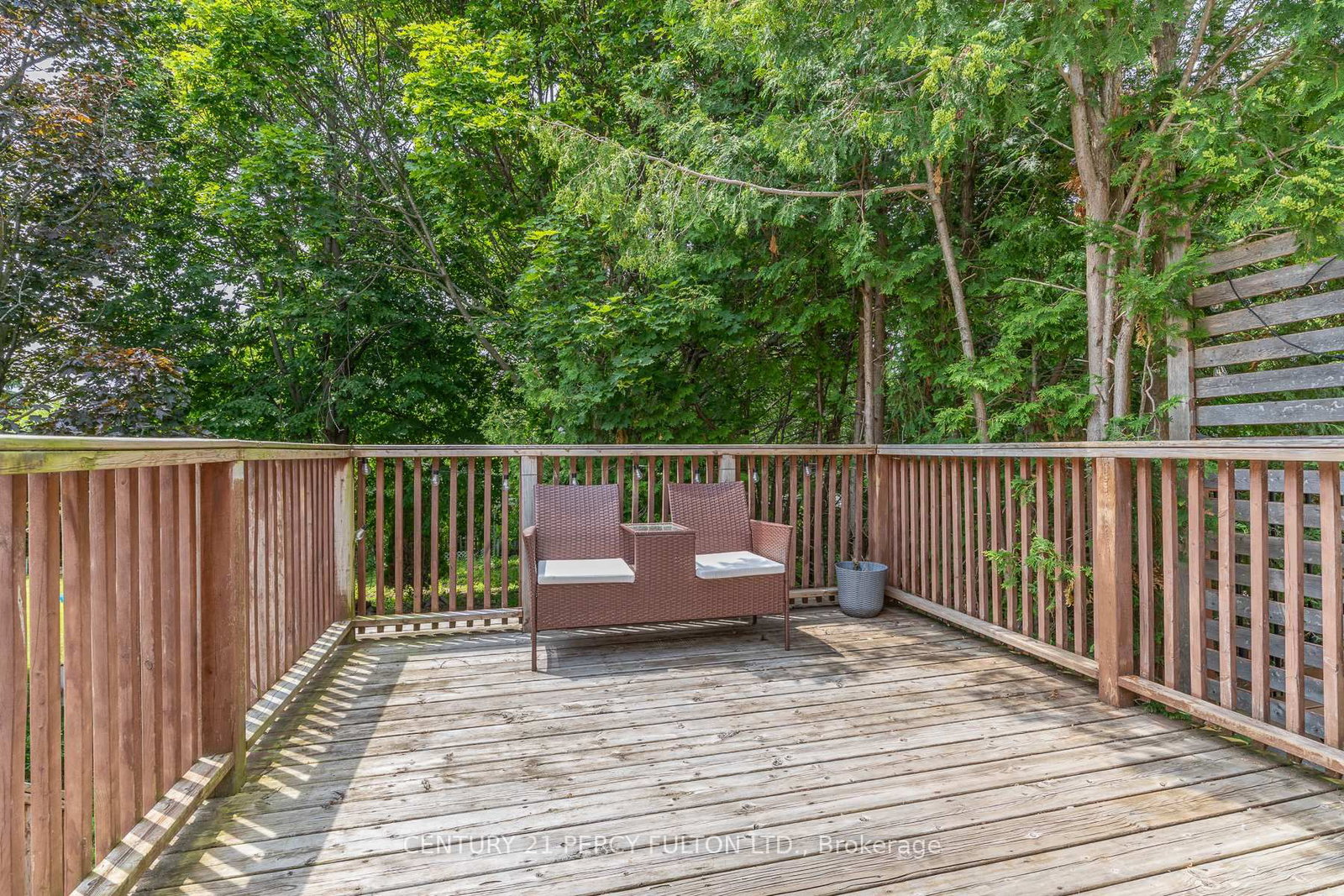 Pinecrest, Oshawa photo 45