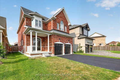 749 Black Cherry Drive • Oshawa, ON photo 4