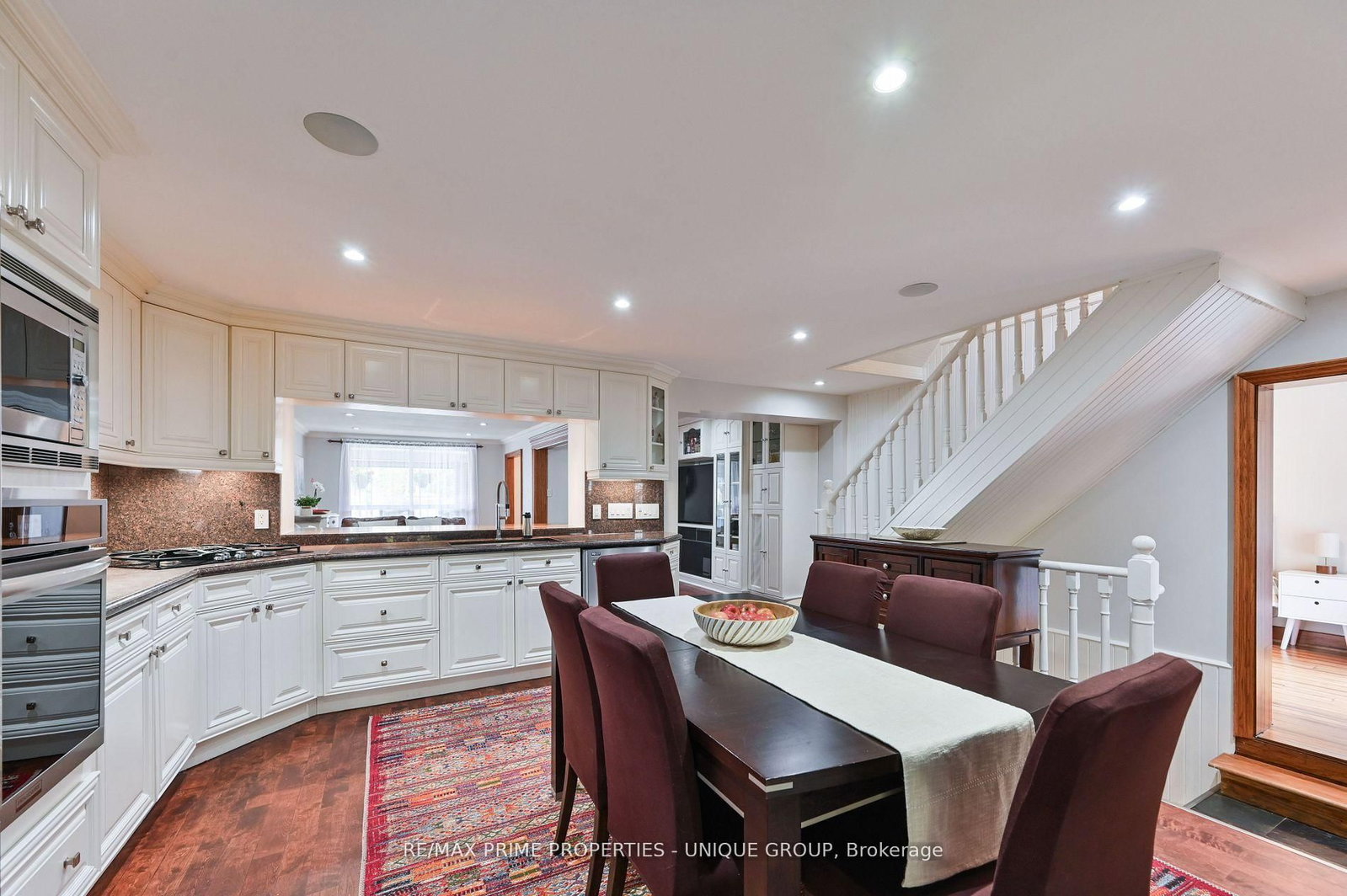 16 Eastwood Avenue • Toronto, ON photo 13