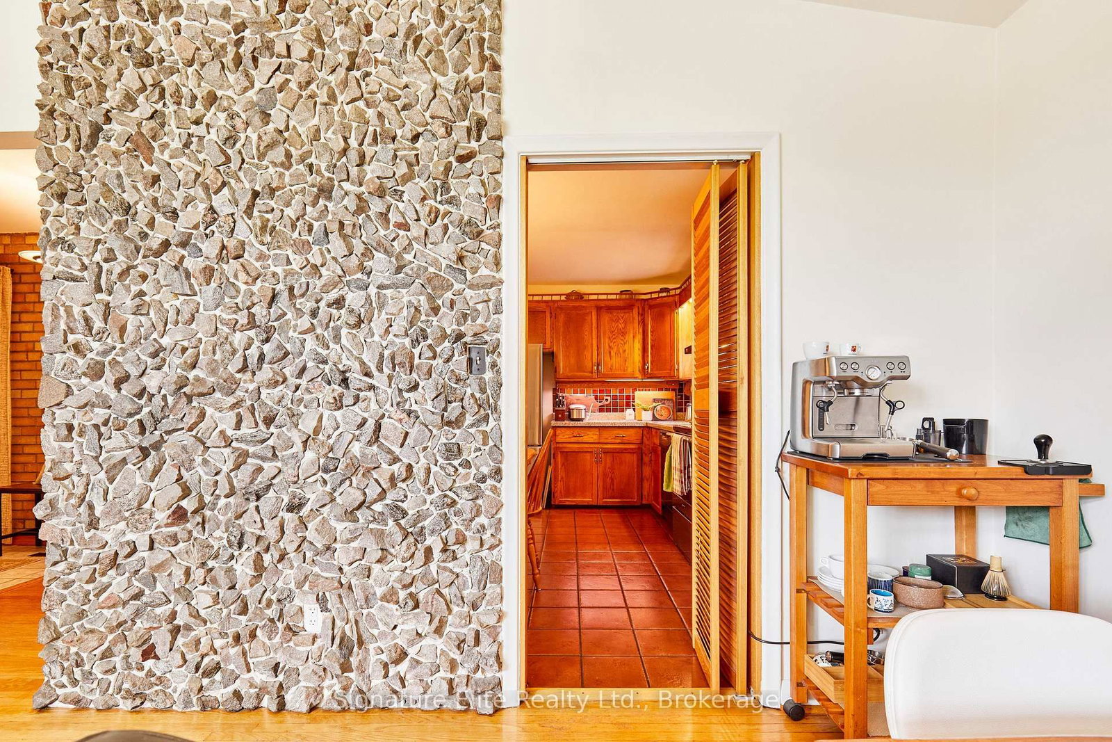 122 Haileybury Drive • Toronto, ON photo 11