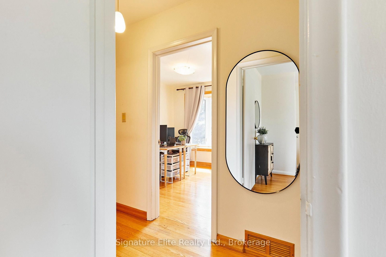 122 Haileybury Drive • Toronto, ON photo 23
