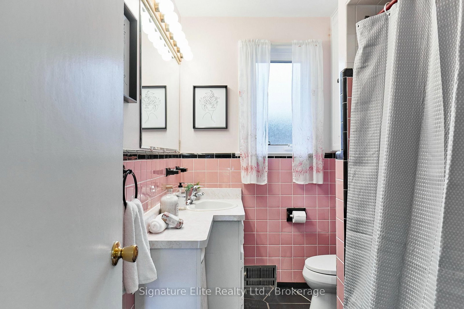 122 Haileybury Drive • Toronto, ON photo 27