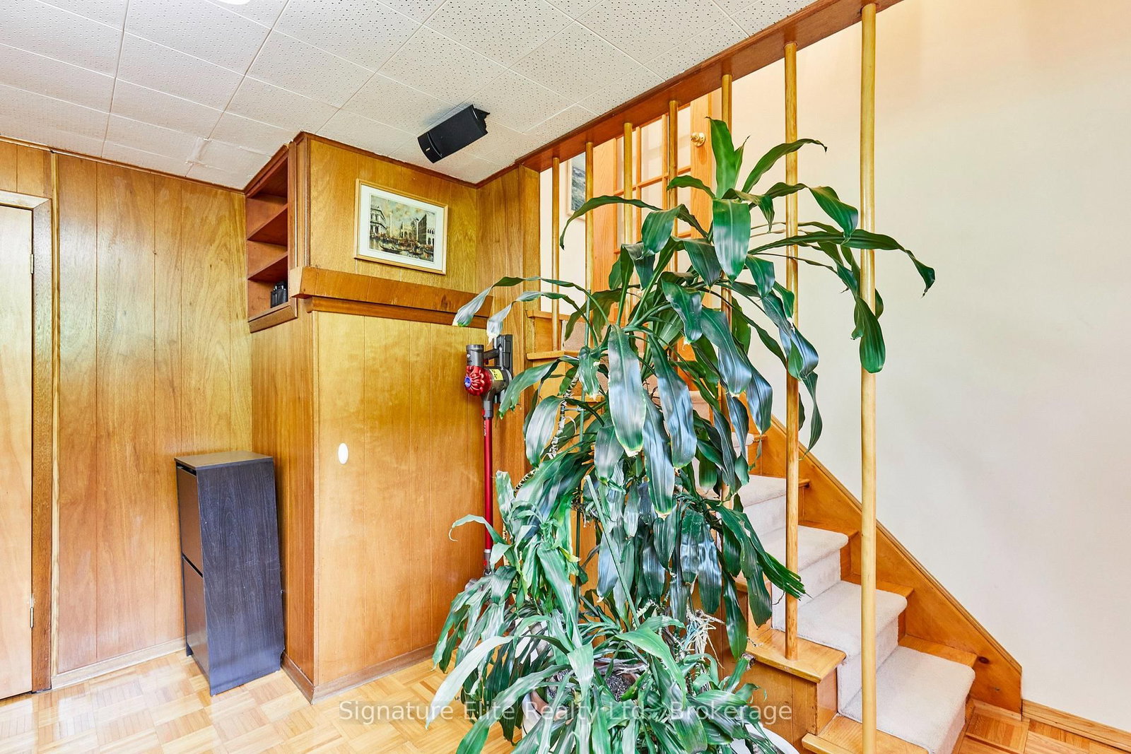 122 Haileybury Drive • Toronto, ON photo 29