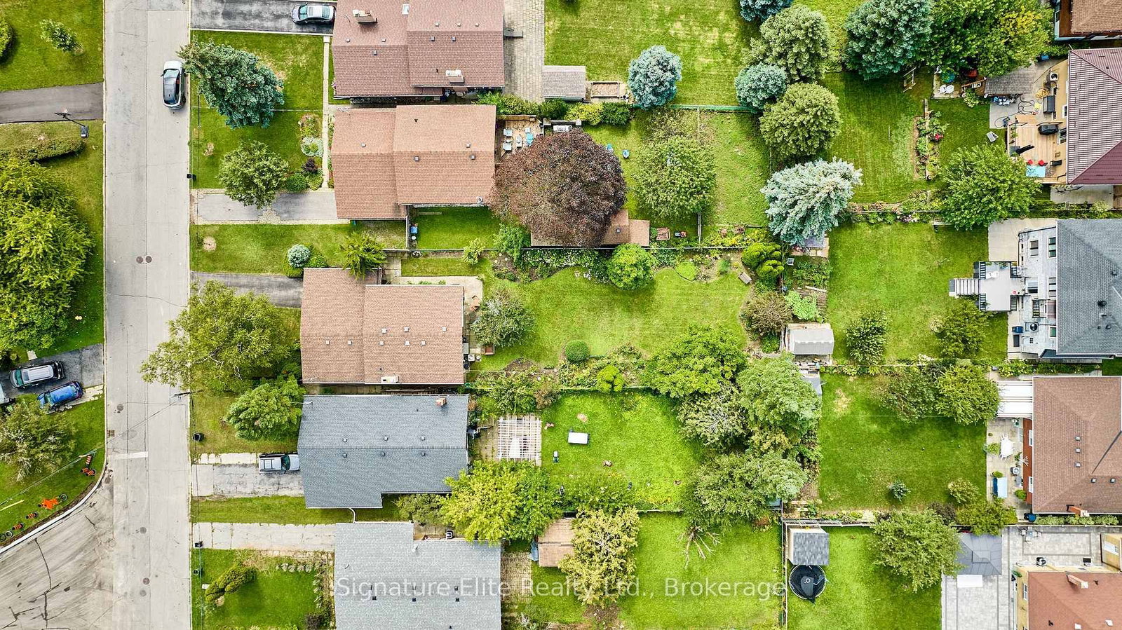 122 Haileybury Drive • Toronto, ON photo 46