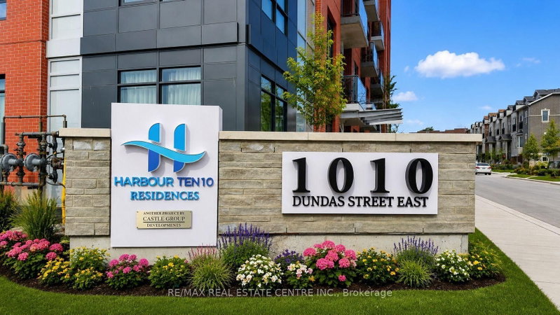 PH12 - 1010 Dundas Street E