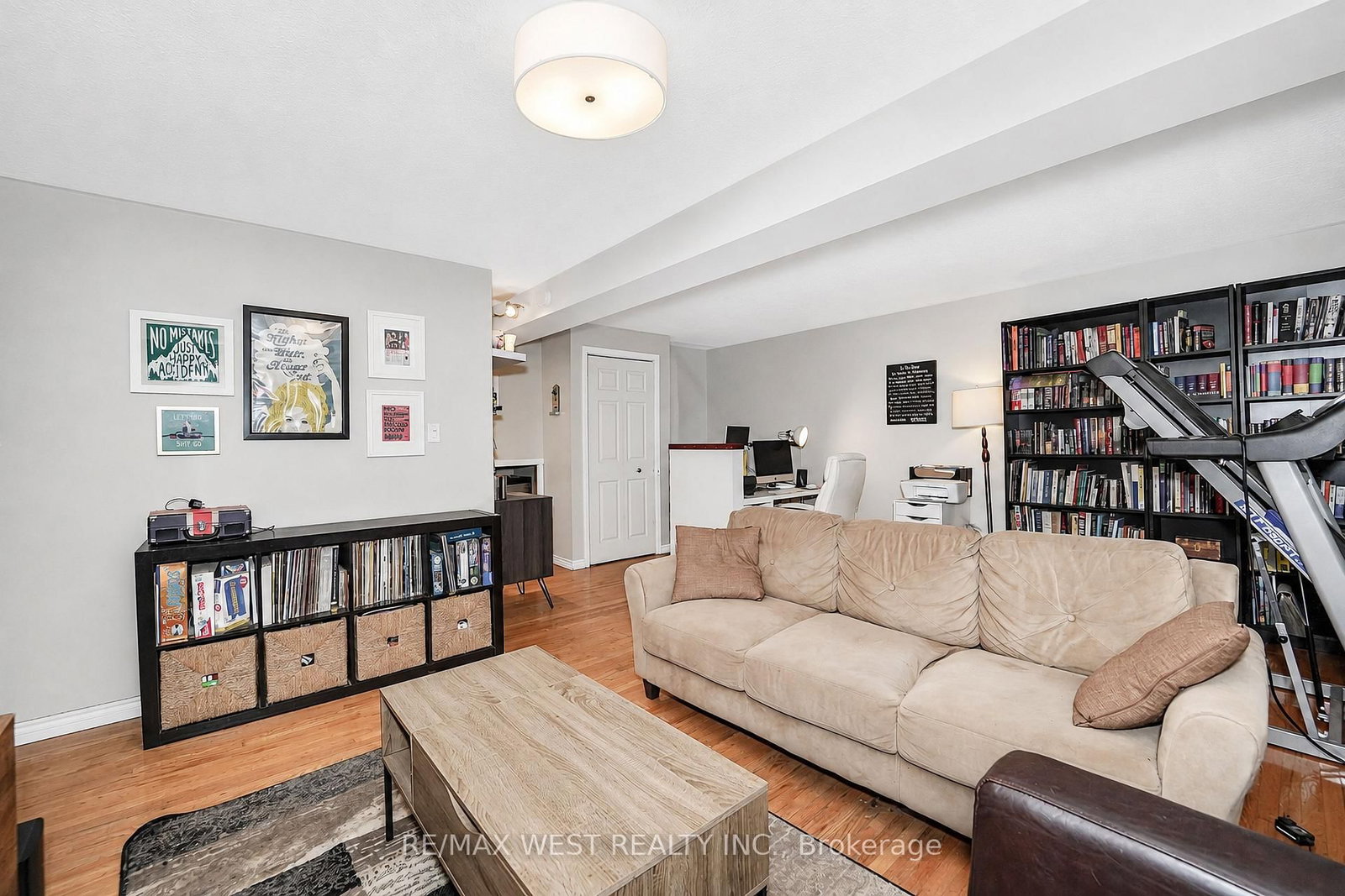 1105 Valley Court • Oshawa, ON photo 10