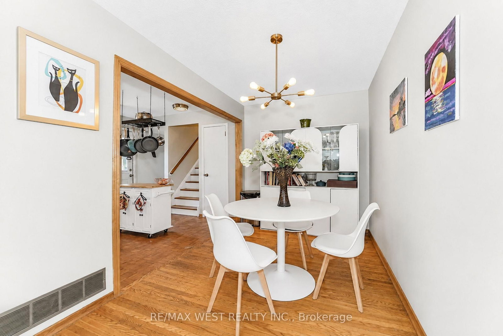 1105 Valley Court • Oshawa, ON photo 3