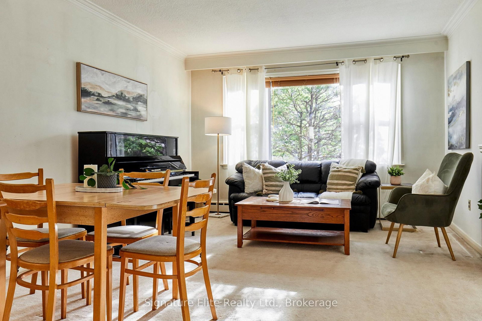 15 Bonny Lynn Court • Toronto, ON photo 4