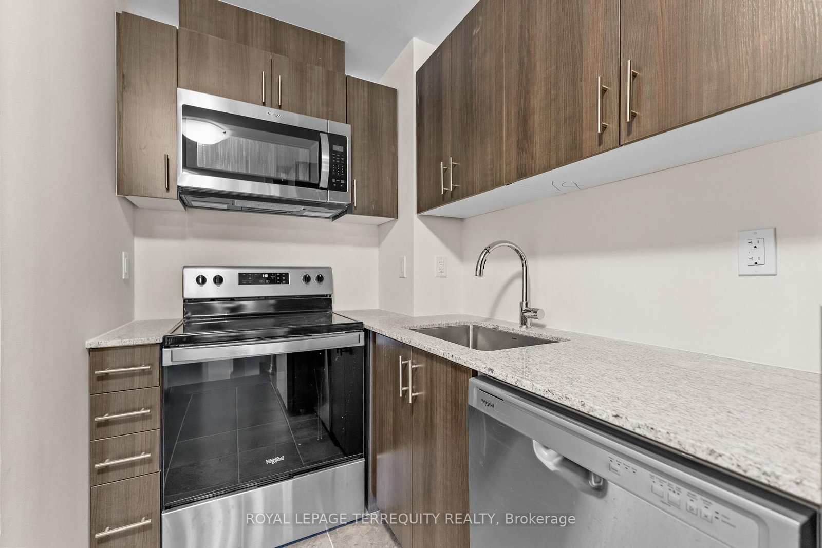 30 Liben Way • #43 • Toronto, ON photo 11