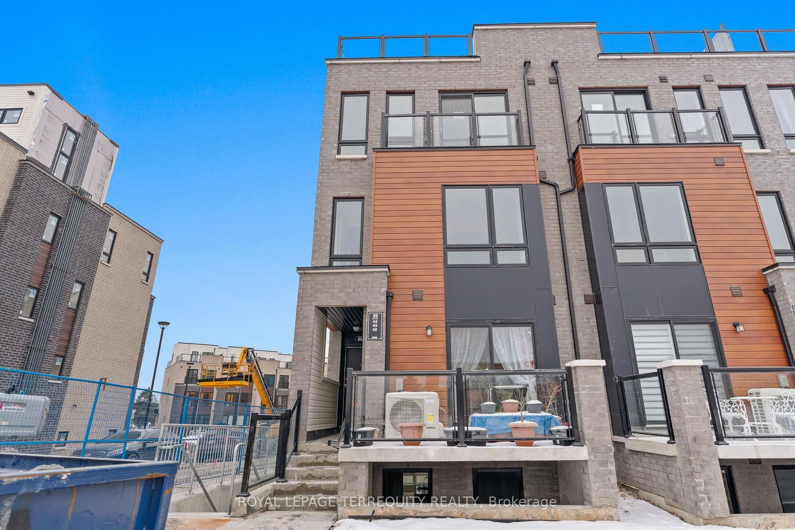 30 Liben Way • #43 • Toronto, ON photo 3