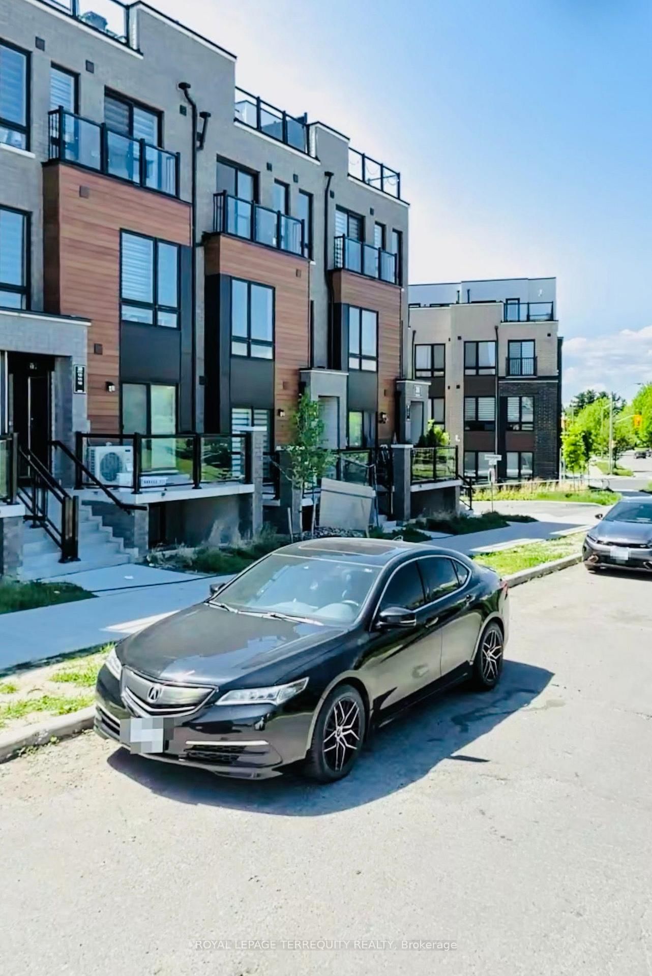 30 Liben Way • #43 • Toronto, ON photo 6