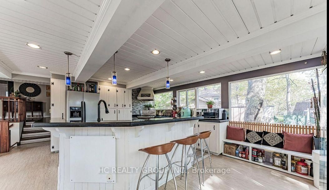 75 Shilton Road • Toronto, ON photo 14