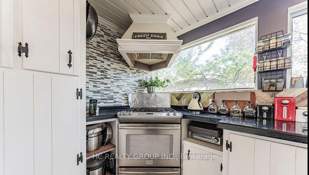 75 Shilton Road • Toronto, ON photo 15
