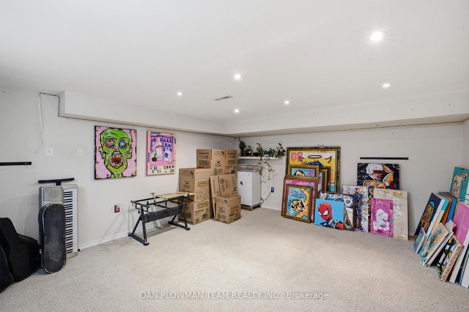 302 Vancouver Crescent • Oshawa, ON photo 22