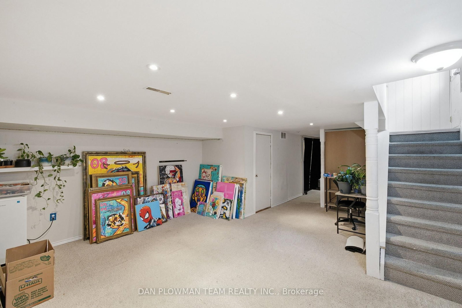 302 Vancouver Crescent • Oshawa, ON photo 23