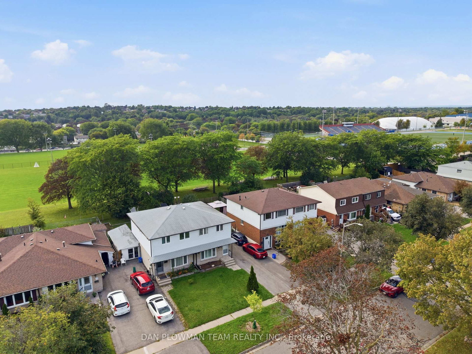 302 Vancouver Crescent • Oshawa, ON photo 34