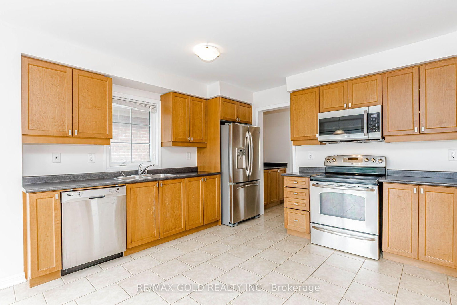 2486 William Jackson Drive • Pickering, ON photo 14