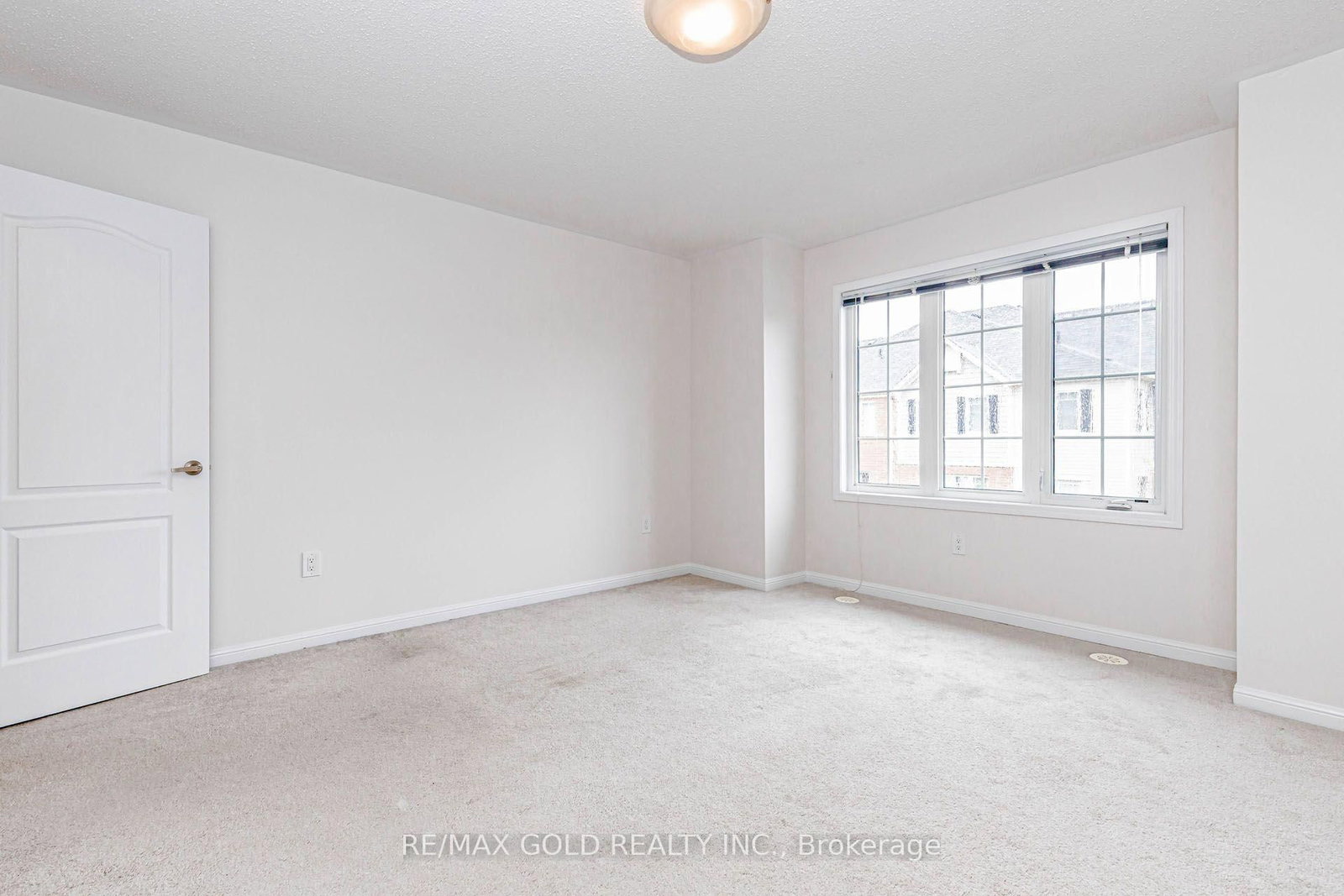 2486 William Jackson Drive • Pickering, ON photo 36
