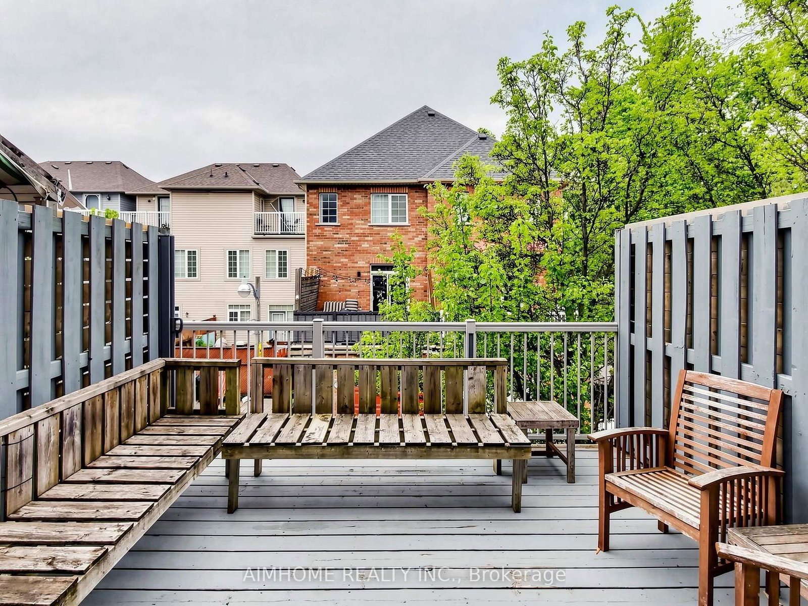 1089 Dundas Street E • Toronto, ON photo 40