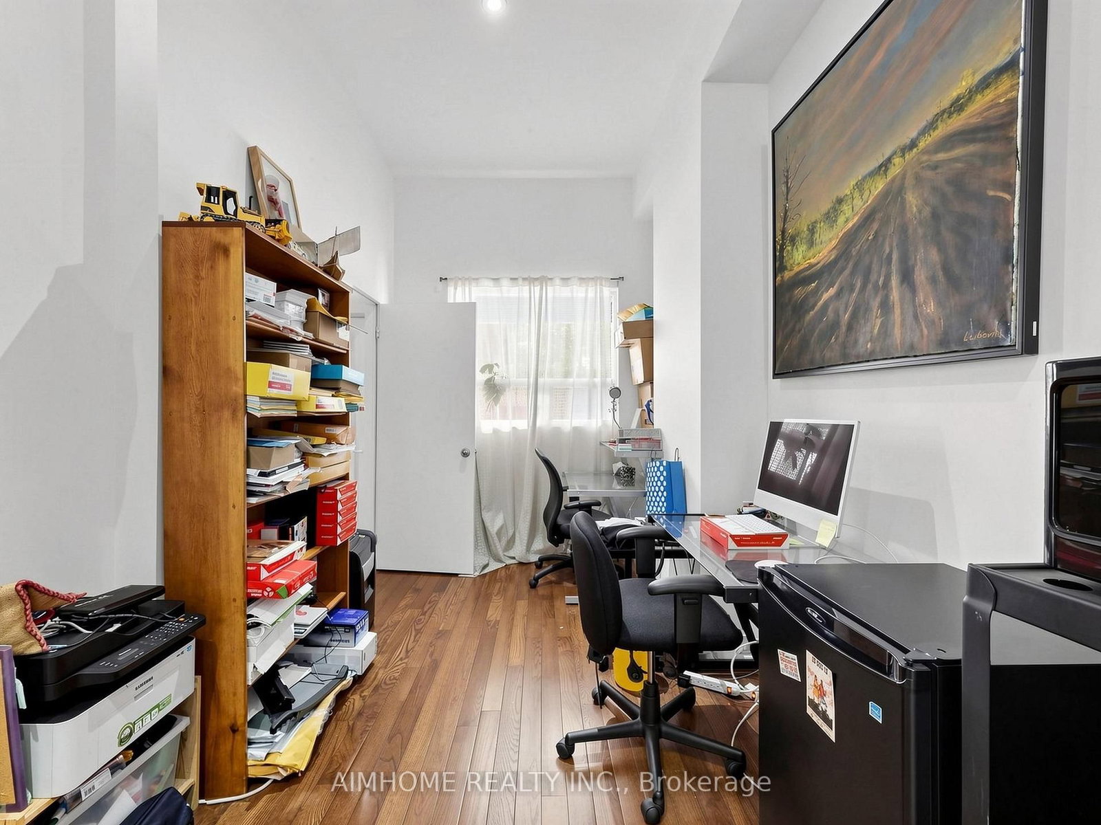 1089 Dundas Street E • Toronto, ON photo 6