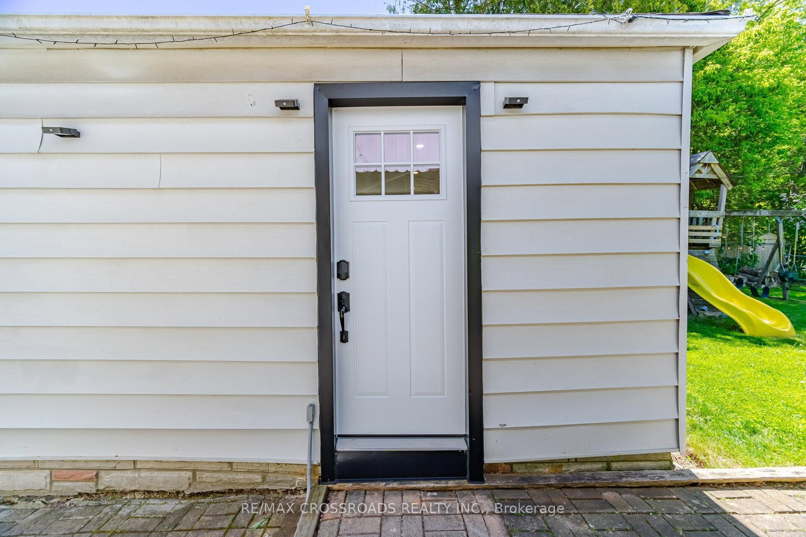 18 Adanac Drive • Toronto, ON photo 42