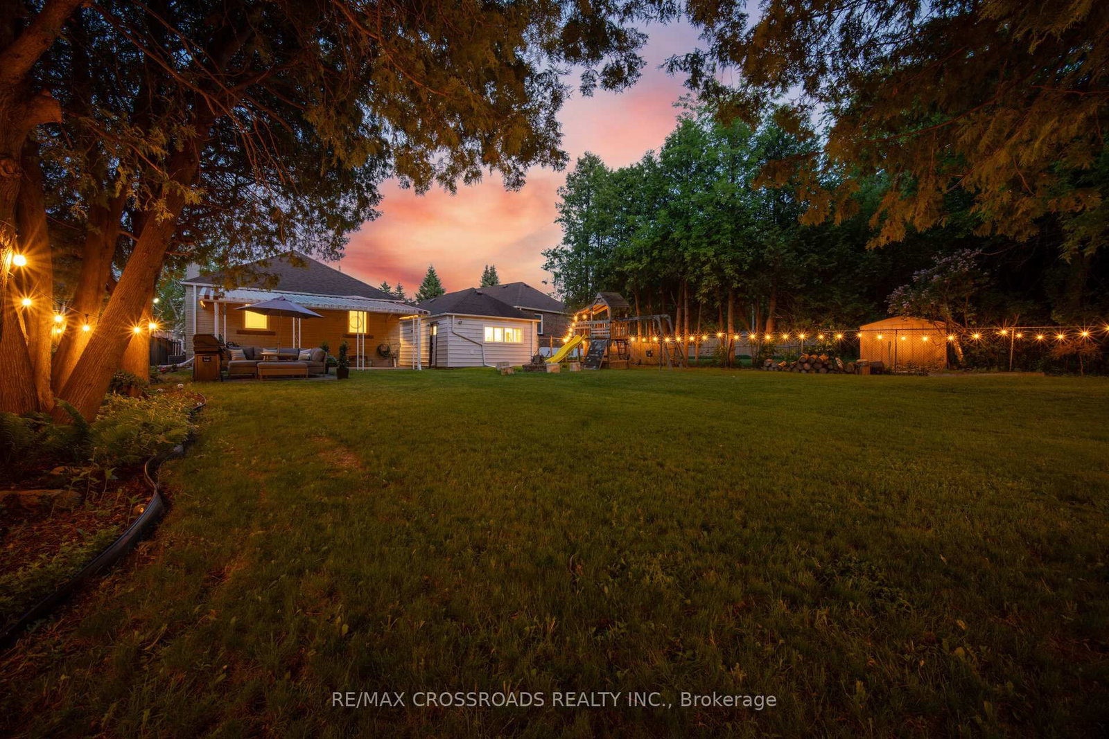 18 Adanac Drive • Toronto, ON photo 44