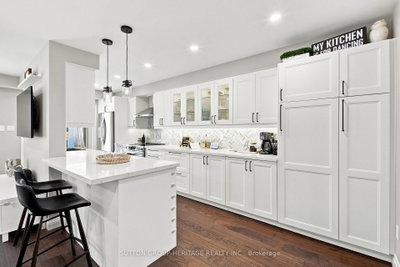 1517 Fieldgate Drive • Oshawa, ON photo 6