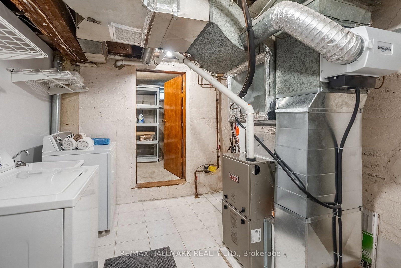 397 Strathmore Boulevard • Toronto, ON photo 21