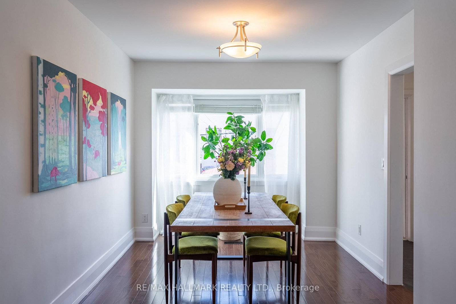 397 Strathmore Boulevard • Toronto, ON photo 9
