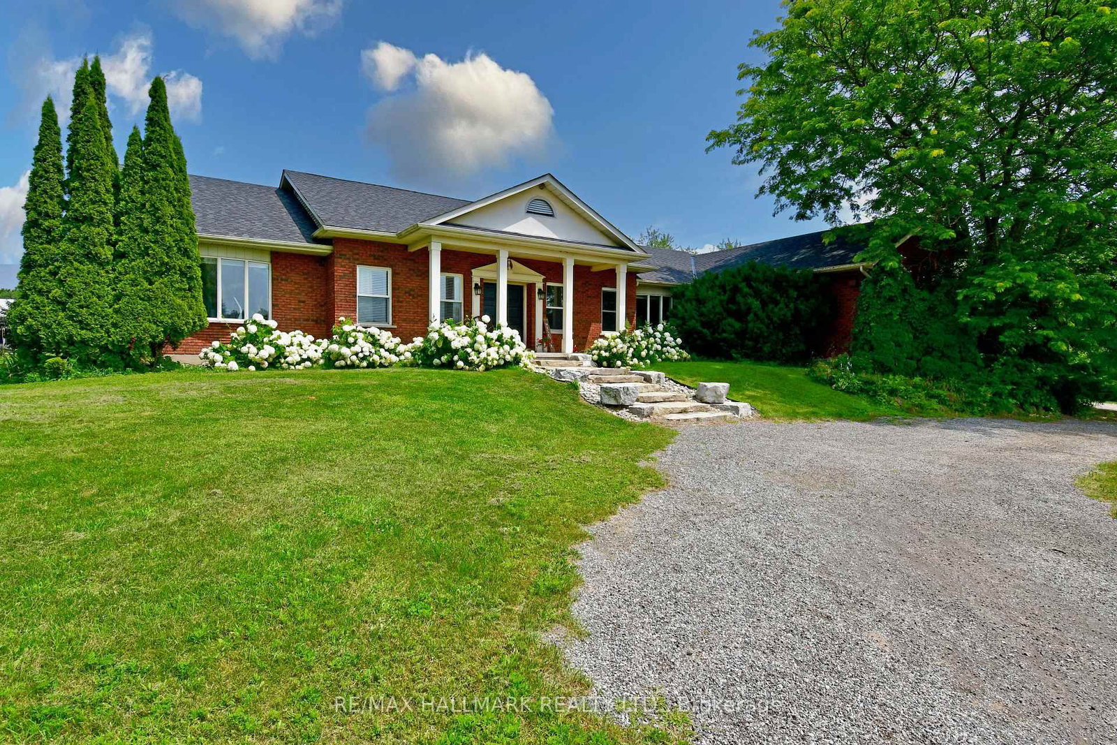 18555 Highway 12 • Scugog, ON photo 1
