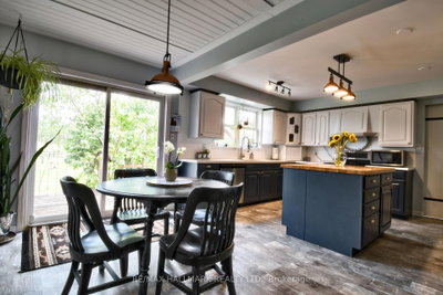 18555 Highway 12 • Scugog, ON photo 5