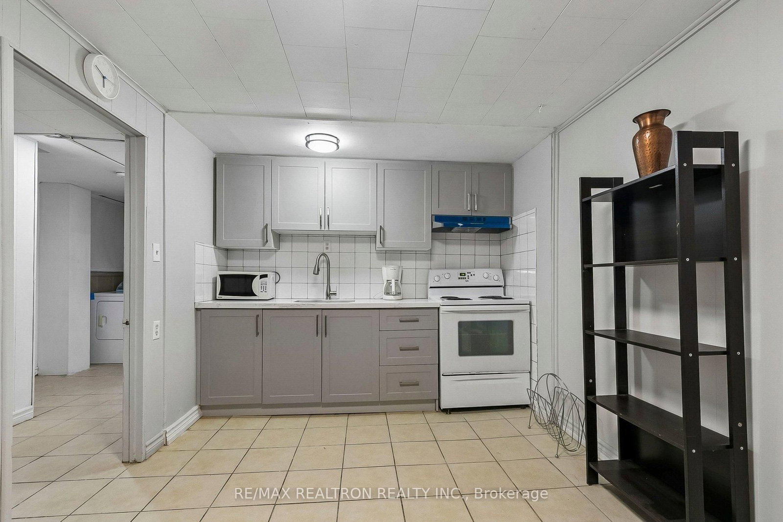 25 Whiteleas Avenue • Toronto, ON photo 36
